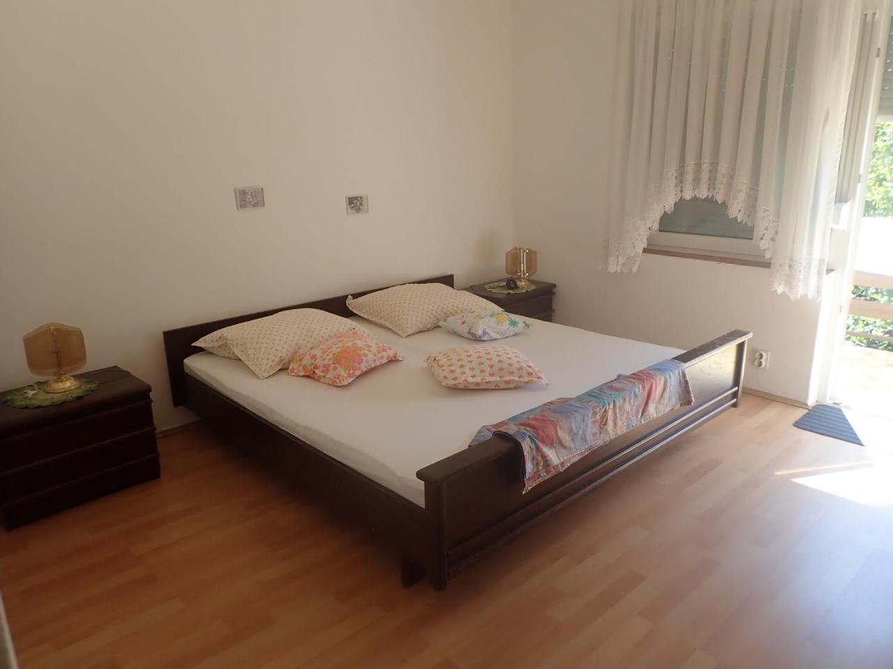 Apartments Velebit Starigrad Paklenica Bagian luar foto